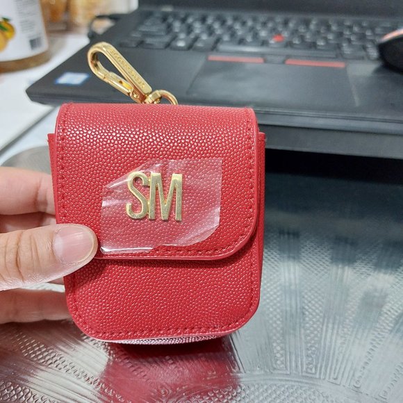STEVE MADDEN Small Clip On Pouch Coin Purse Clip On Handbag Keychain Red - Picture 1 of 6